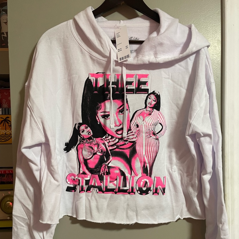 New With Tags Megan Thee Stallion Cropped Hoodie